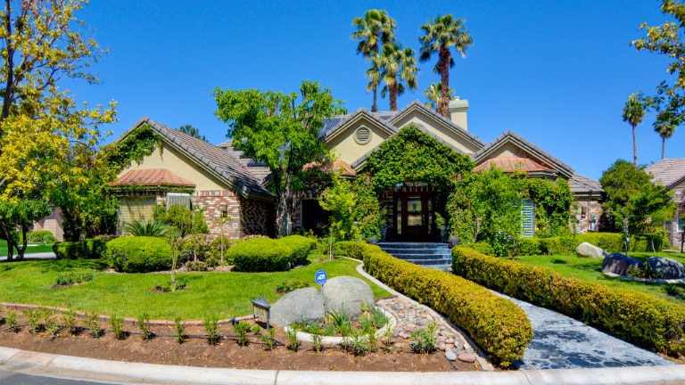 Historic District | Downtown DANIEL CALDERA 